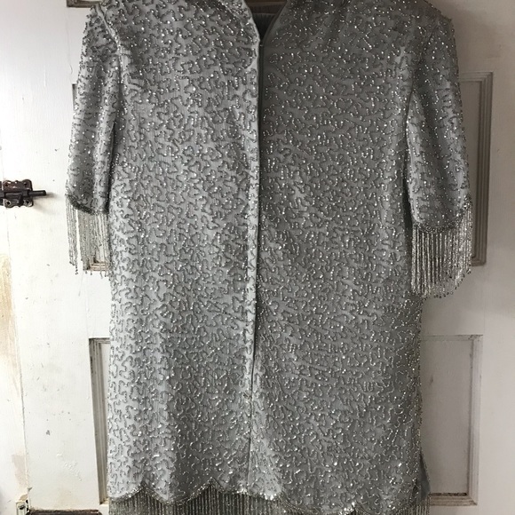 Beaded silver top and skirt with fringe - Picture 2 of 10